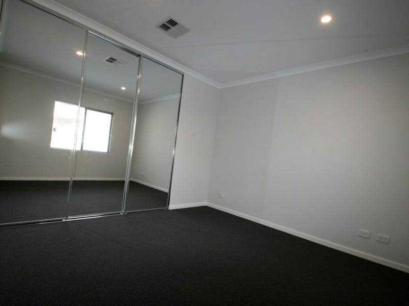 48 Interdominion View, Piara Waters WA 6112