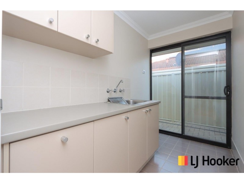 40 Carbine Loop, Banksia Grove WA 6031