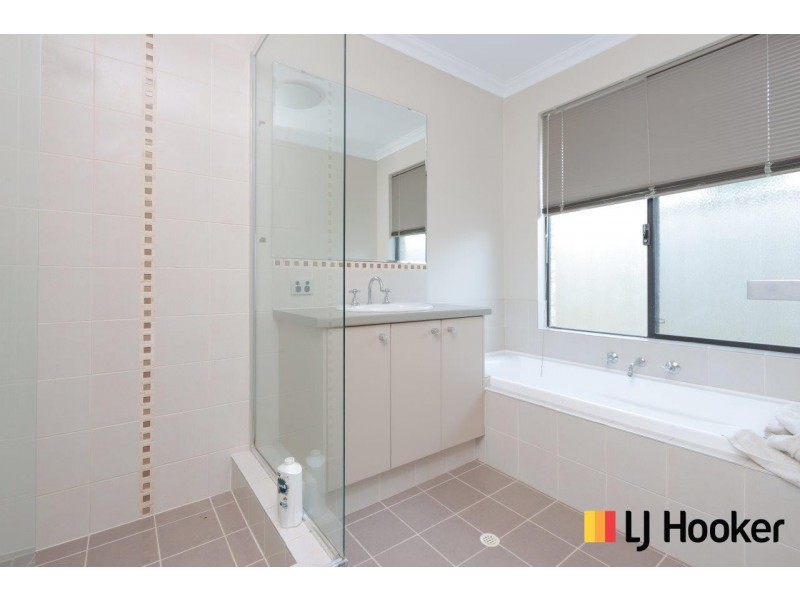 40 Carbine Loop, Banksia Grove WA 6031