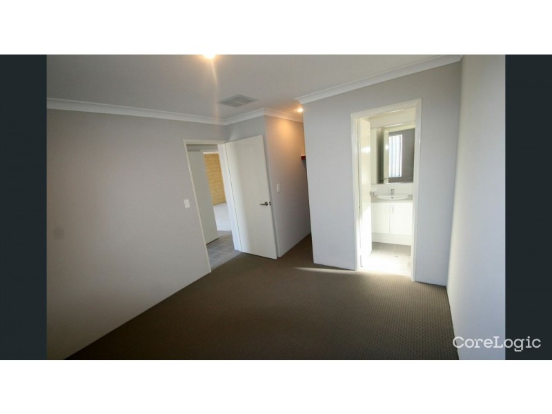 4/48 Grey Street, Cannington WA 6107