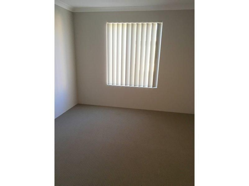 4/48 Grey Street, Cannington WA 6107