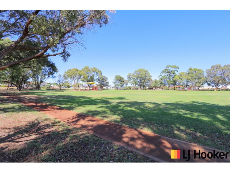 68 Newton Street, Spearwood WA 6163