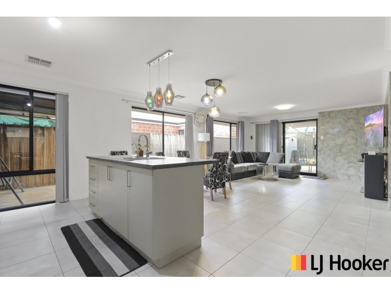 5 Doubtful Chase, Gosnells WA 6110