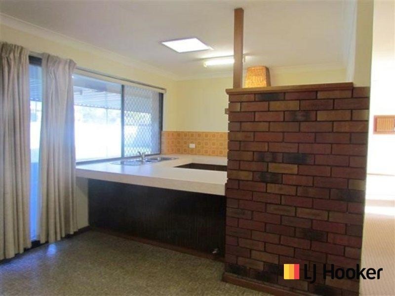2 Zelkova Way, Parkwood WA 6147