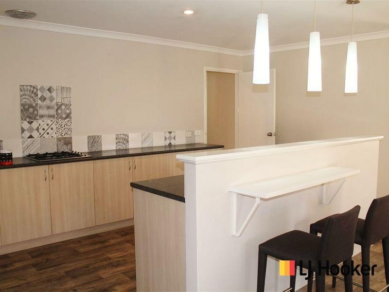 26 Larsen Road, Byford WA 6122