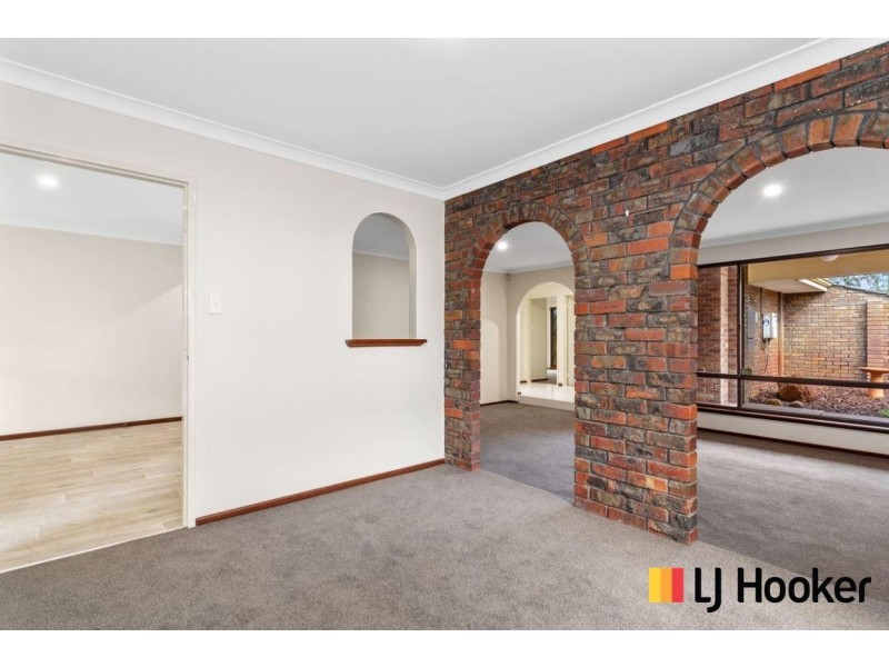 1 Ionic Place, Shelley WA 6148