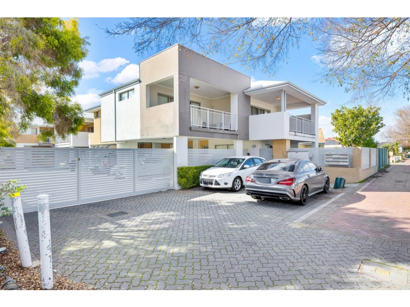 2/111 Kooyong Road, Rivervale WA 6103