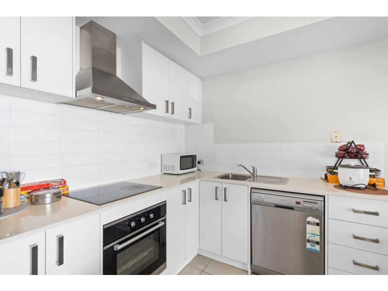 2/111 Kooyong Road, Rivervale WA 6103