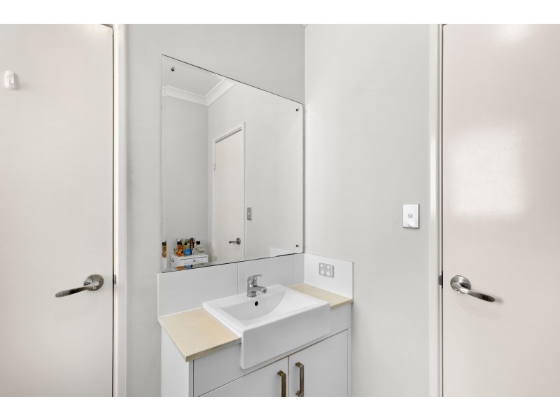 2/111 Kooyong Road, Rivervale WA 6103