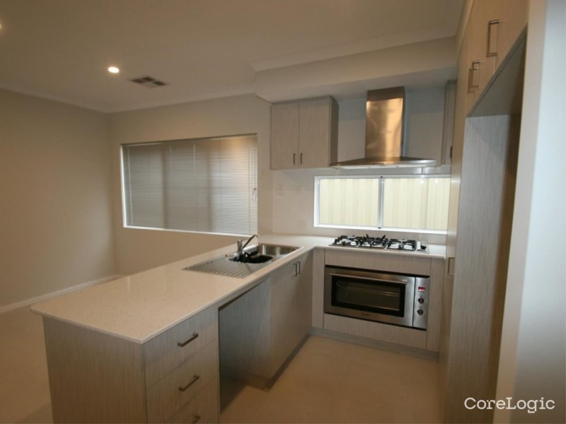 7 Addington Loop, Piara Waters WA 6112