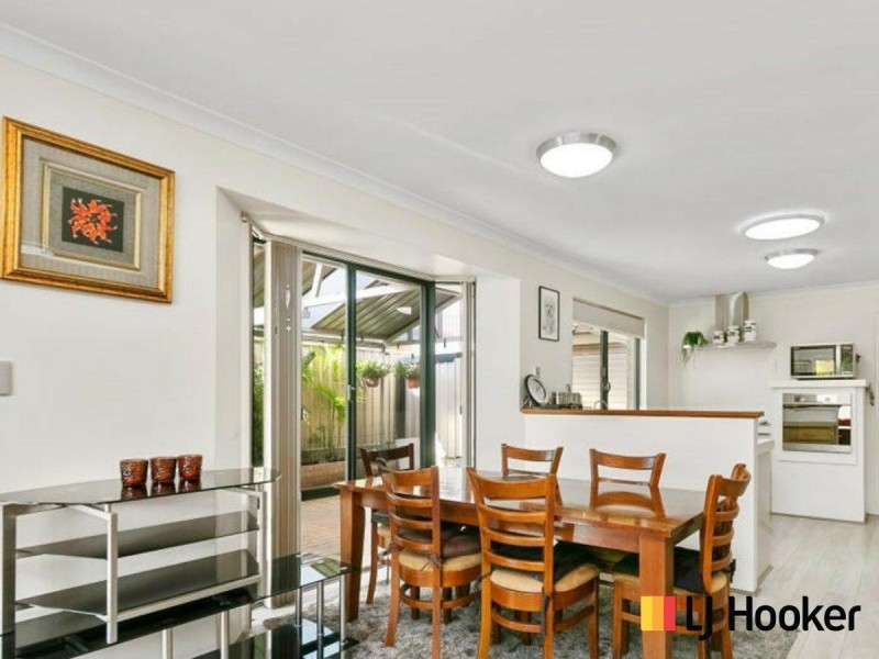 5 Ellesmere Circuit, Success WA 6164