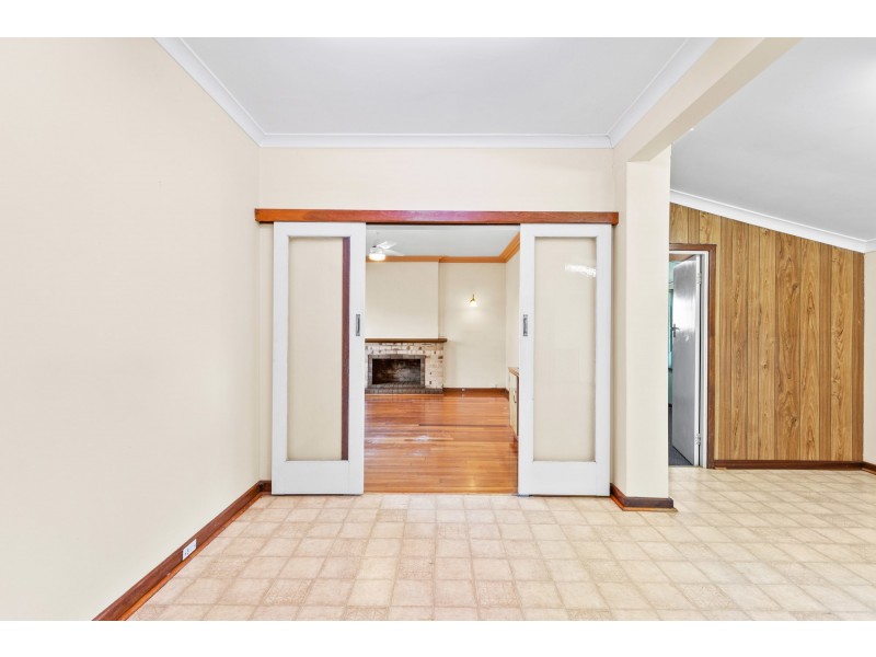 5 Westlake Street, Wilson WA 6107