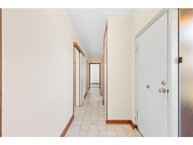 5 Westlake Street, Wilson WA 6107