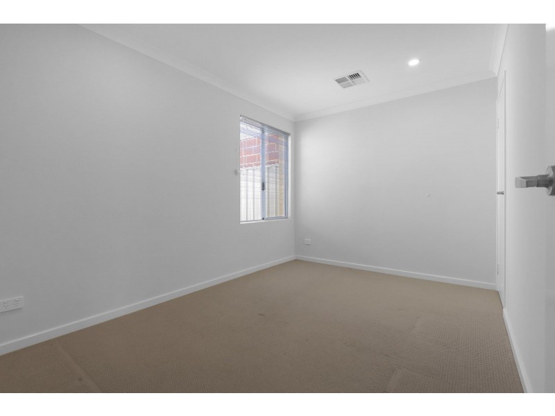 7 Addington Loop, Piara Waters WA 6112