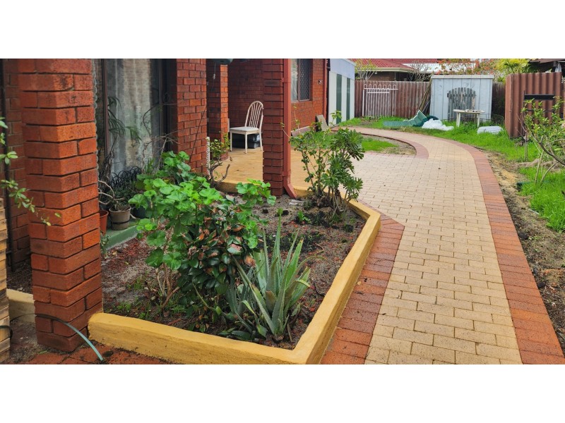 62 Periwinkle Way, Parkwood WA 6147