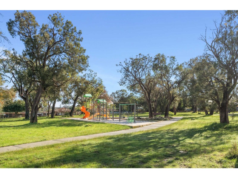 17/24 Morrit Way, Parmelia WA 6167
