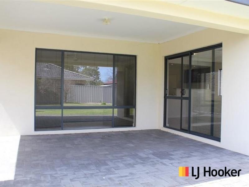 37 Modillion Avenue, Shelley WA 6148