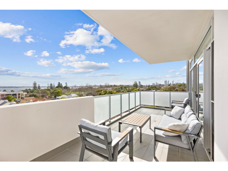 11/171 Labouchere Road, Como WA 6152