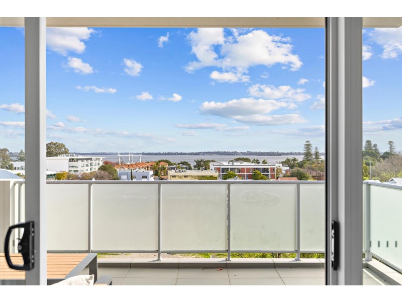 11/171 Labouchere Road, Como WA 6152