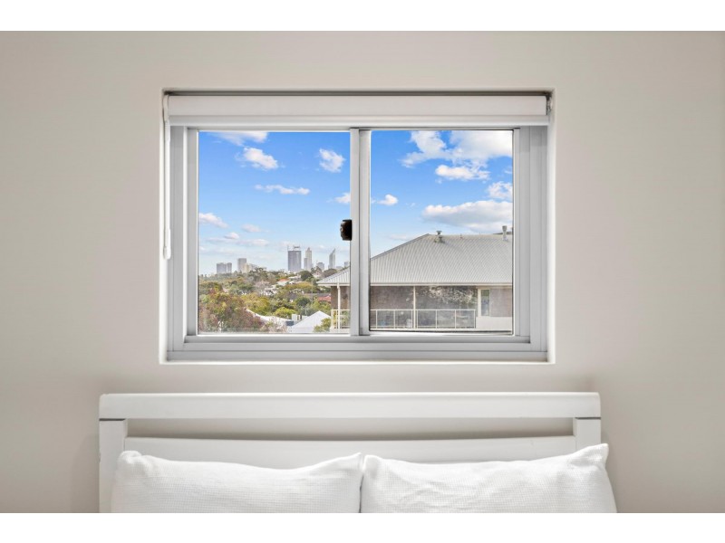 11/171 Labouchere Road, Como WA 6152