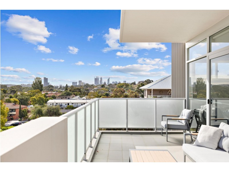 11/171 Labouchere Road, Como WA 6152