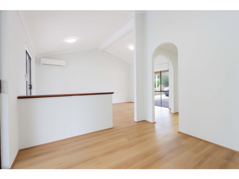 57 Fifth Avenue, Rossmoyne WA 6148