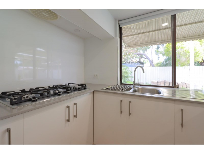 57 Fifth Avenue, Rossmoyne WA 6148