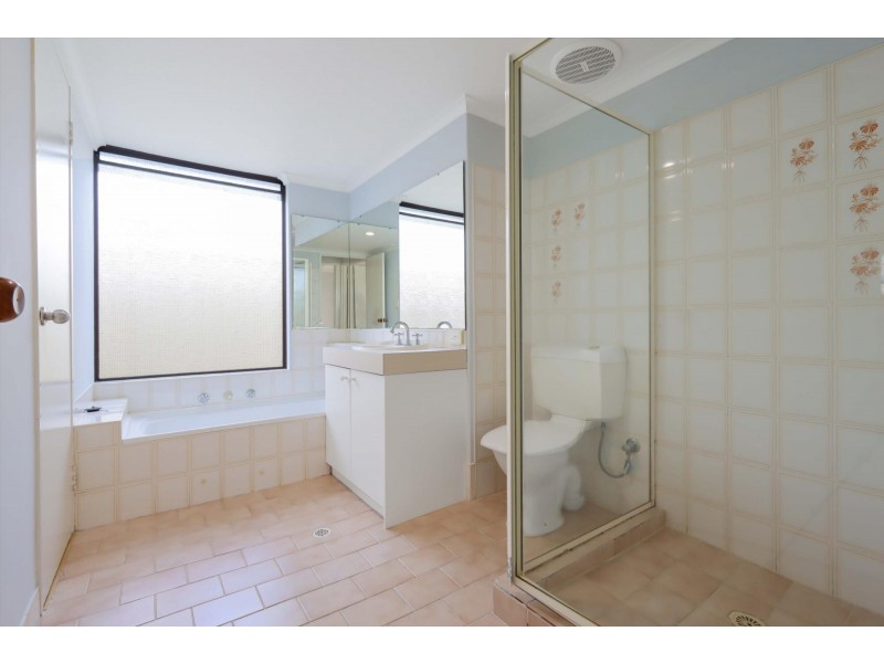 57 Fifth Avenue, Rossmoyne WA 6148