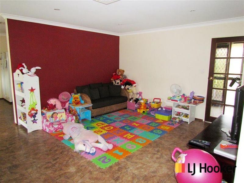 4 Rorie Place, Willetton WA 6155