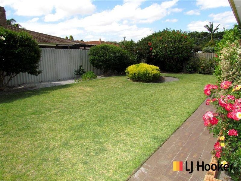 4 Rorie Place, Willetton WA 6155