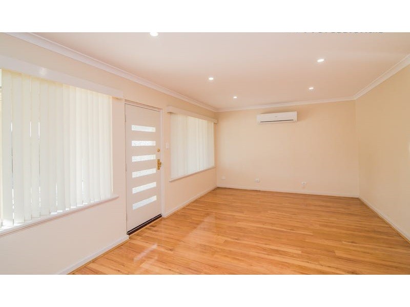 1 Carrigg Crescent, Mount Nasura WA 6112