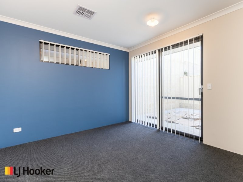27 Lewisham Vista, Success WA 6164