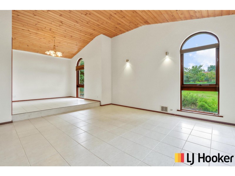 14 Madrona Crescent, Greenwood WA 6024