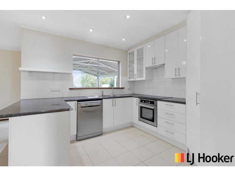 14 Madrona Crescent, Greenwood WA 6024