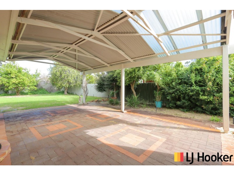 14 Madrona Crescent, Greenwood WA 6024