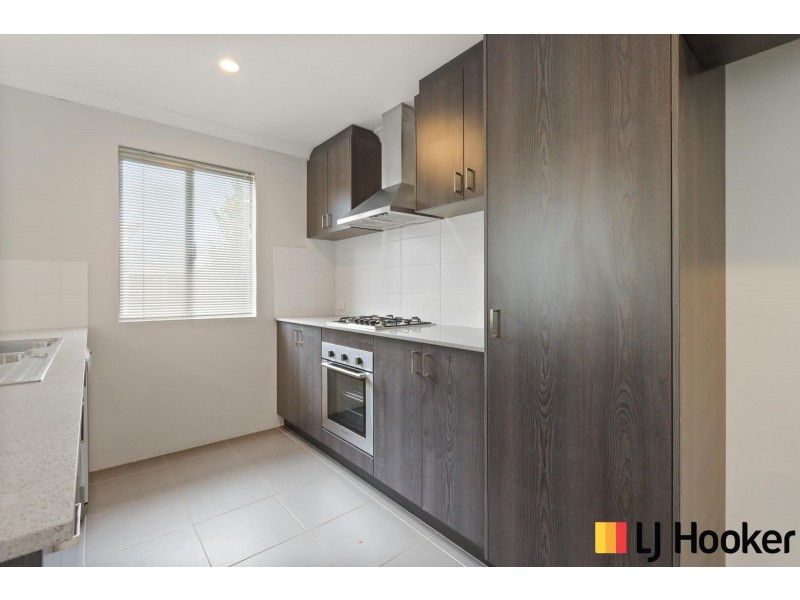 28 Snowden Street, Hammond Park WA 6164