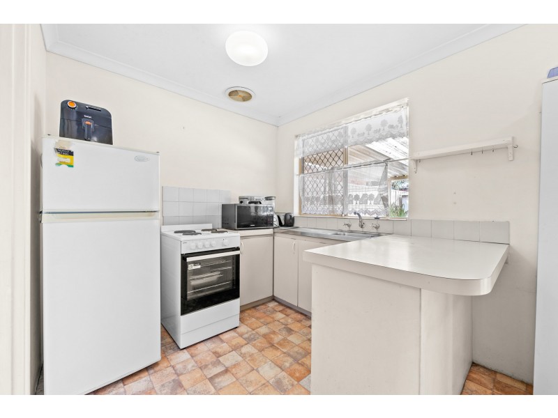 44E Seventh Road, Armadale WA 6112