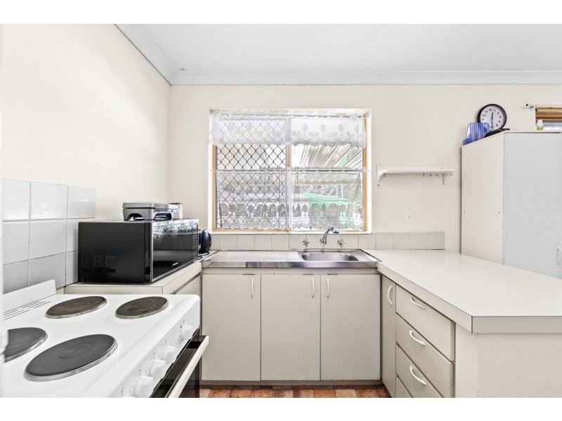 44E Seventh Road, Armadale WA 6112