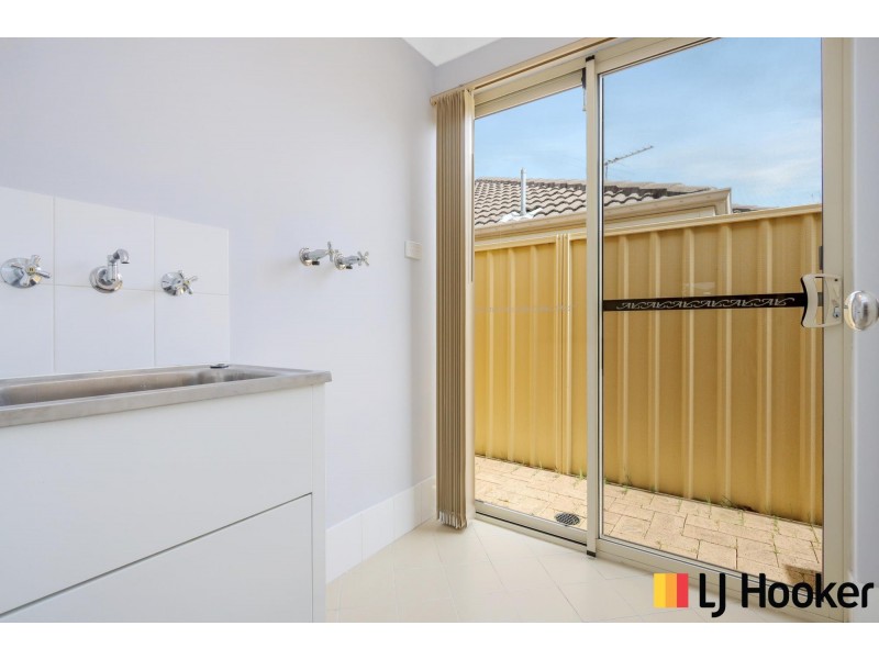 3/10 Delamere Way, Camillo WA 6111