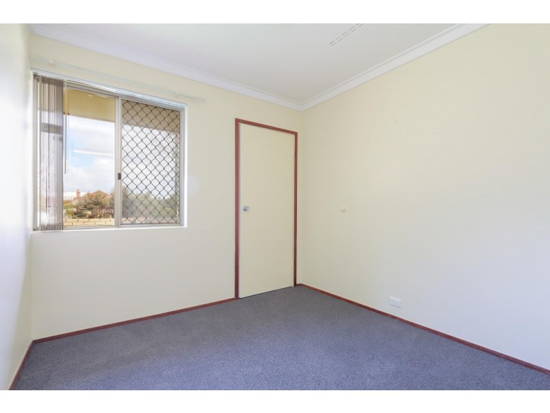 1 Gurney Road, Spearwood WA 6163