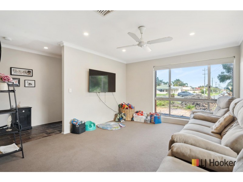 62 Willeri Drive, Parkwood WA 6147