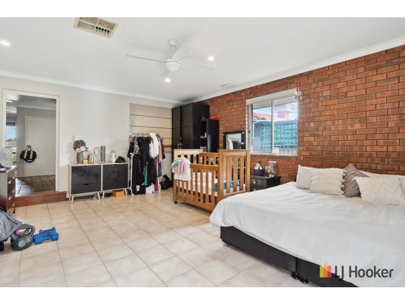 62 Willeri Drive, Parkwood WA 6147