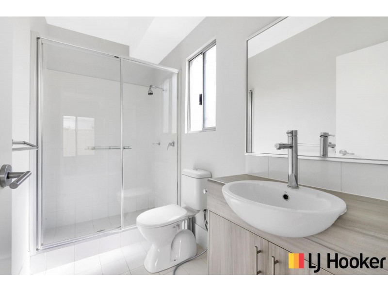 40 Cedar Way, Maddington WA 6109