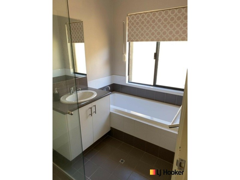 38 Little John Road, Armadale WA 6112