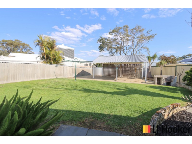 3 Schofield Street, Hamilton Hill WA 6163