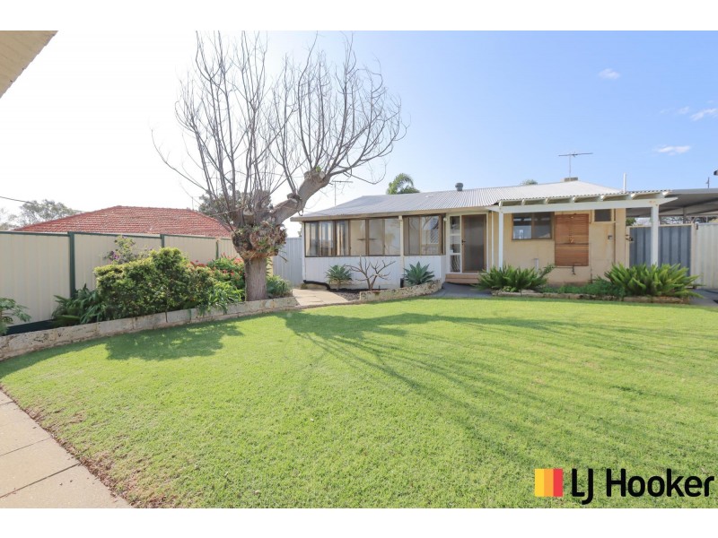 3 Schofield Street, Hamilton Hill WA 6163