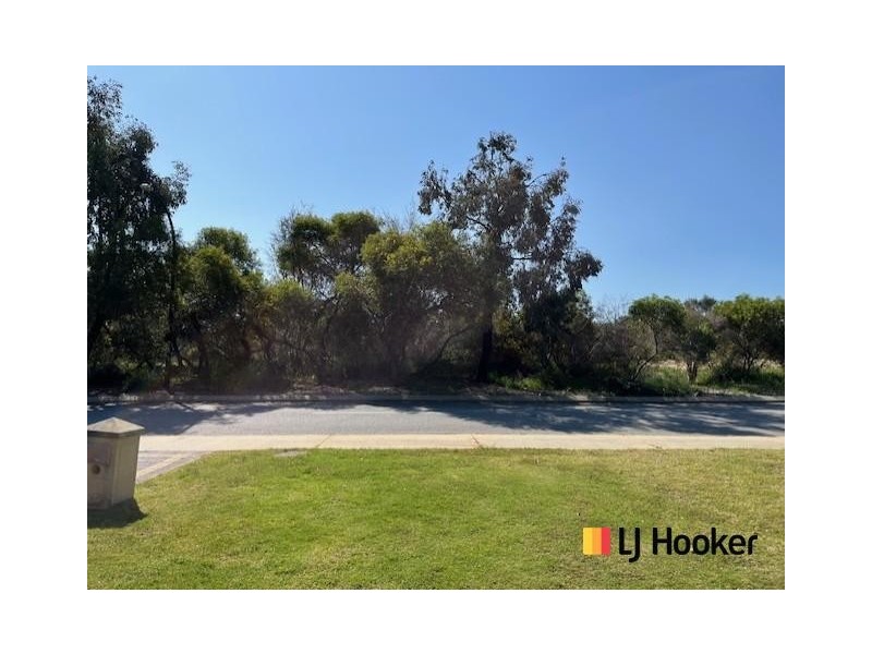 64 Beauchamp Loop, Wellard WA 6170