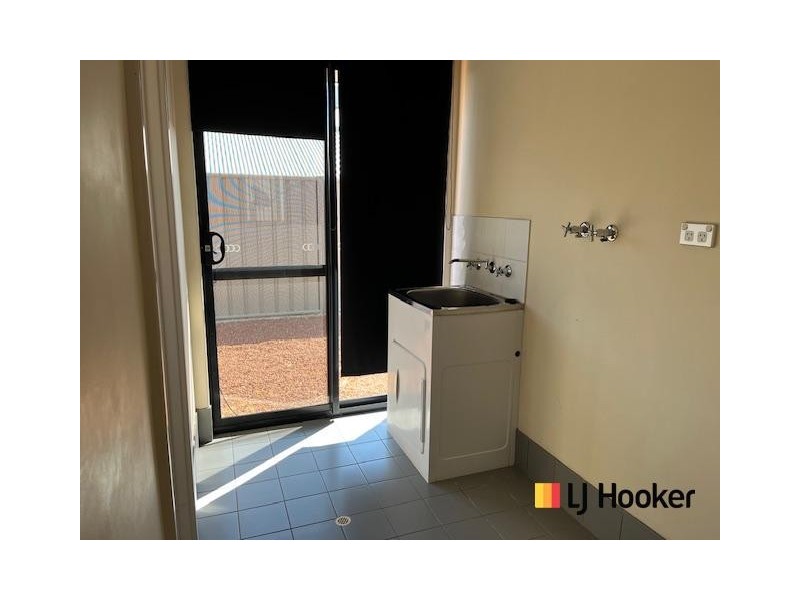 64 Beauchamp Loop, Wellard WA 6170