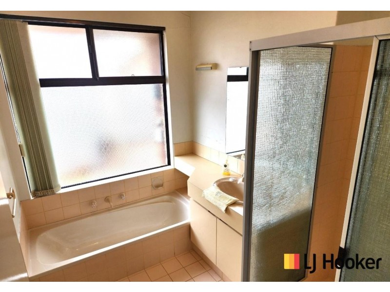 65 Regal Drive, Thornlie WA 6108