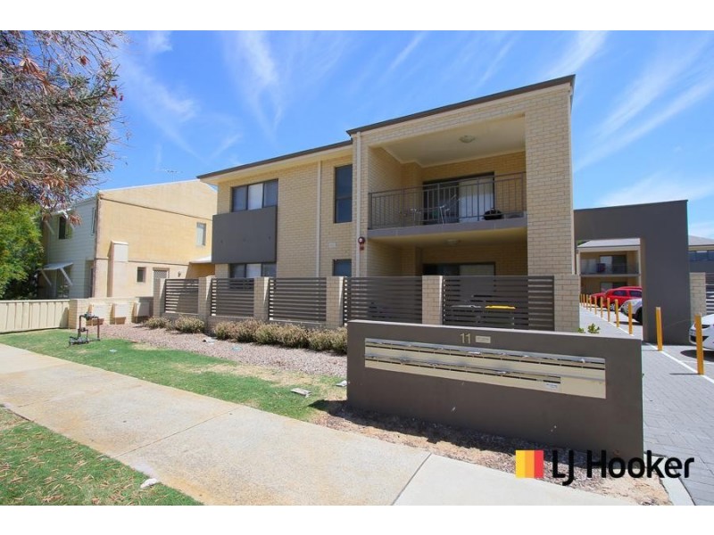 2/11 Redcliffe Street, East Cannington WA 6107